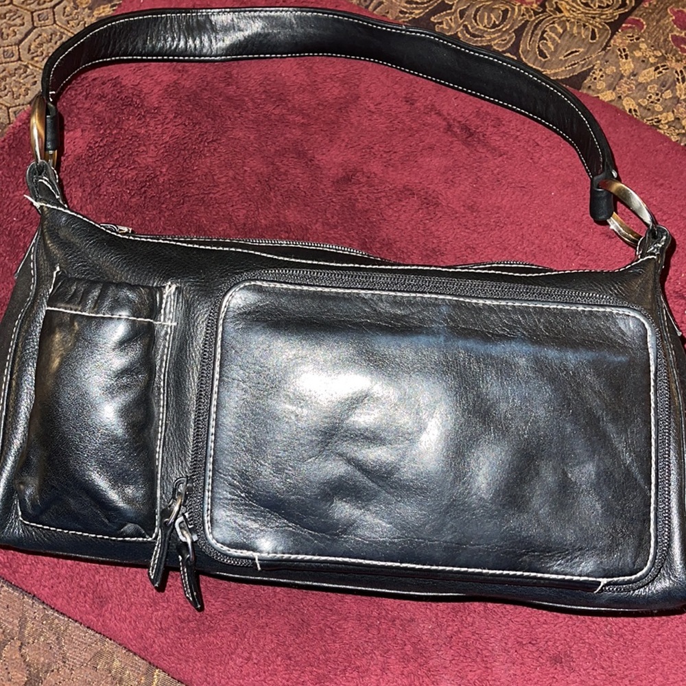 Perlina black handbag